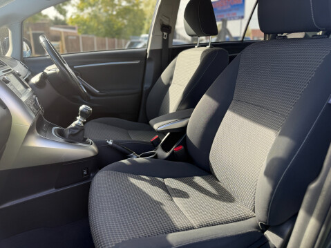 Toyota Verso ICON 7 SEATS 37