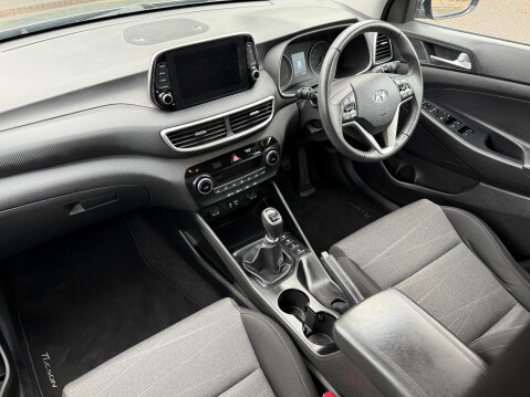 Hyundai TUCSON GDI SE NAV 41
