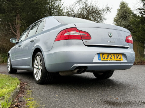 Skoda Superb HATCHBACK SE 4x4 35,200 MILES 23