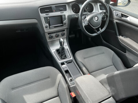 Volkswagen Golf SE TSI BLUEMOTION TECH AUTO ESTATE 34