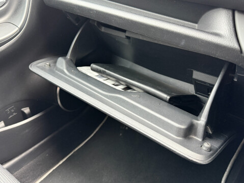 Toyota Yaris VVT-I EXCEL HYBRID 47