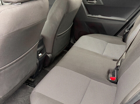 Toyota Auris ICON AUTO 26,100 MILES 33