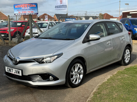 Toyota Auris VVT-I ICON TSS 10