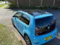 Volkswagen Up BLACK EDITION 22