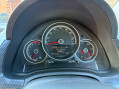 Volkswagen Up BLACK EDITION 13