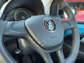 Volkswagen Up BLACK EDITION 39