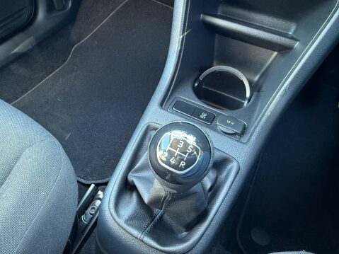 Volkswagen Up BLACK EDITION 28