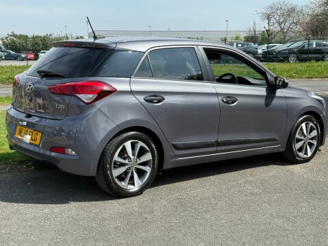 Hyundai i20 PREMIUM NAV AUTO 6