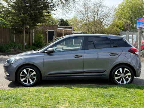 Hyundai i20 PREMIUM NAV AUTO 9