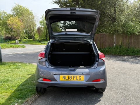Hyundai i20 PREMIUM NAV AUTO 47