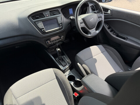 Hyundai i20 PREMIUM NAV AUTO 28