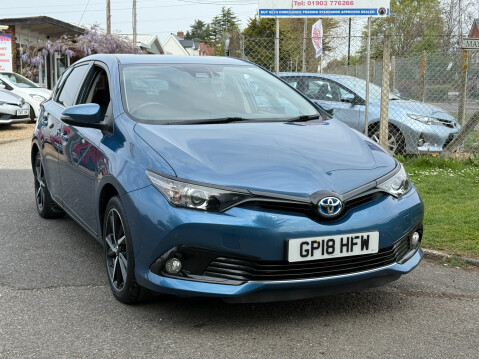 Toyota Auris VVT-I DESIGN HEV AUTO 28