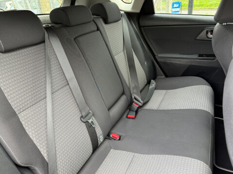 Toyota Auris VVT-I DESIGN HEV AUTO 40