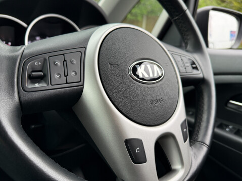 Kia Venga 4 AUTO 14,257 MILES 23