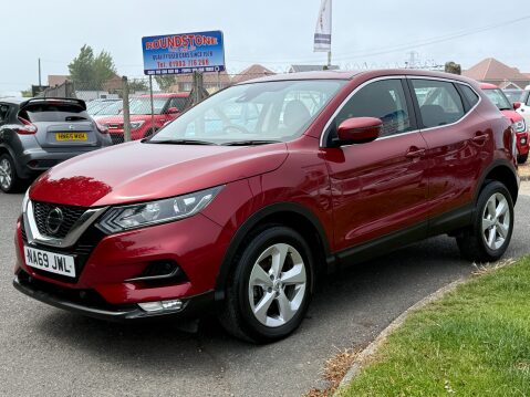 Nissan Qashqai DIG-T ACENTA PREMIUM ONLY 15000 MILES 8
