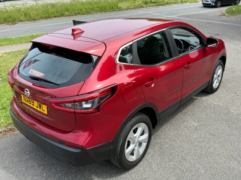 Nissan Qashqai DIG-T ACENTA PREMIUM ONLY 15000 MILES 48