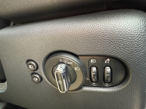 Mini Hatch COOPER 34