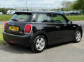 Mini Hatch COOPER 6