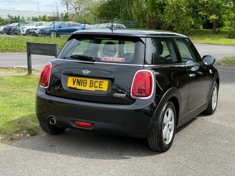 Mini Hatch COOPER 30