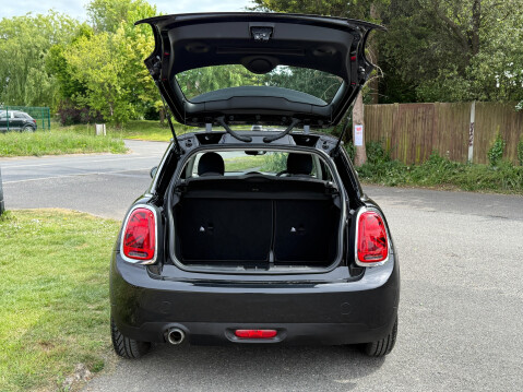 Mini Hatch COOPER 46
