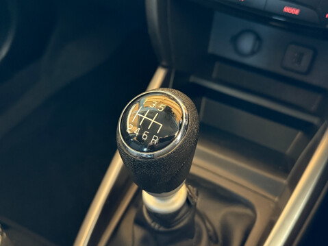 Suzuki Vitara SZ-T BOOSTERJET MHEV 36