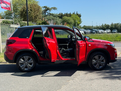 Suzuki Vitara SZ-T BOOSTERJET MHEV 5