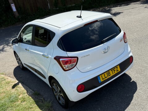 Hyundai i10 PREMIUM SE AUTO 43