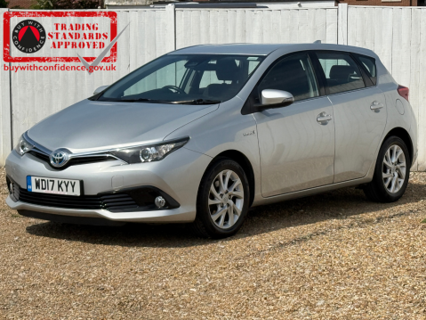 Toyota Auris VVT-I BUSINESS EDITION TSS 3