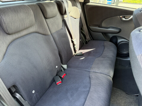 Honda Jazz I-VTEC ES PLUS AUTO 35
