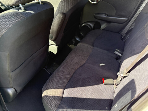 Honda Jazz I-VTEC ES PLUS AUTO 23