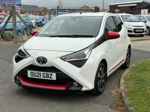 Toyota Aygo VVT-I X-TREND AUTO 22