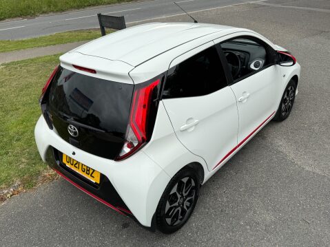 Toyota Aygo VVT-I X-TREND AUTO 27