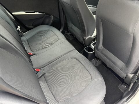 Hyundai i10 SE 21