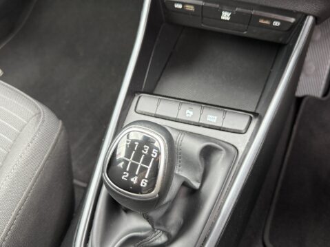 Hyundai i20 T-GDI SE CONNECT MHEV 38