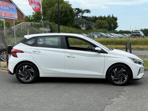 Hyundai i20 T-GDI SE CONNECT MHEV 4
