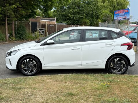 Hyundai i20 T-GDI SE CONNECT MHEV 9