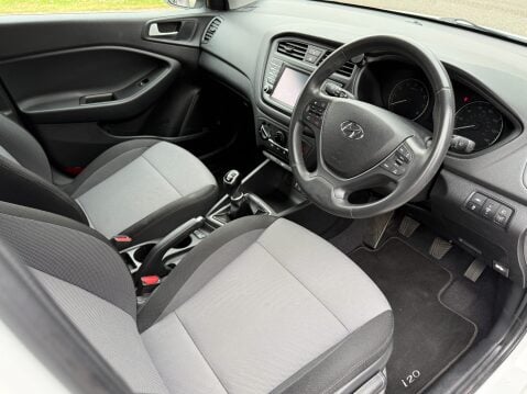 Hyundai i20 T-GDI EDITION 12