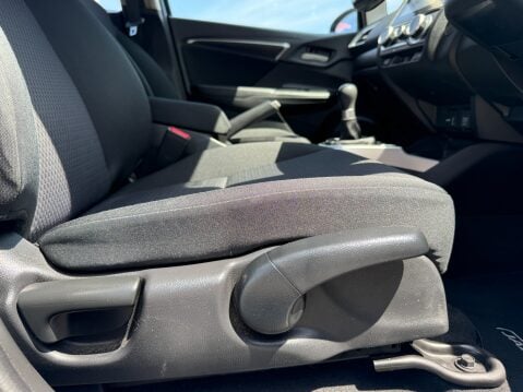Honda Jazz I-VTEC SE 14