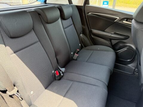 Honda Jazz I-VTEC SE 17