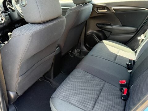 Honda Jazz I-VTEC SE 23