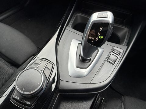 BMW 1 Series 118I SPORT NAV AUTO 24