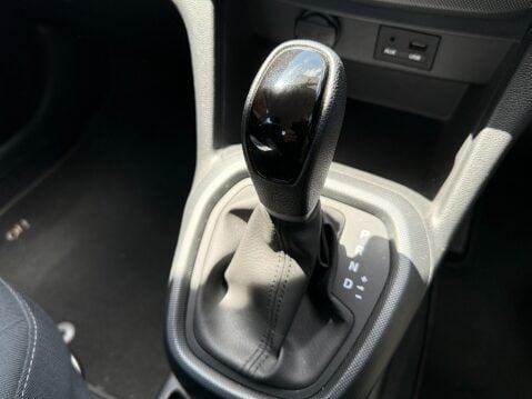 Hyundai i10 SE AUTO 15,303 MILES 23