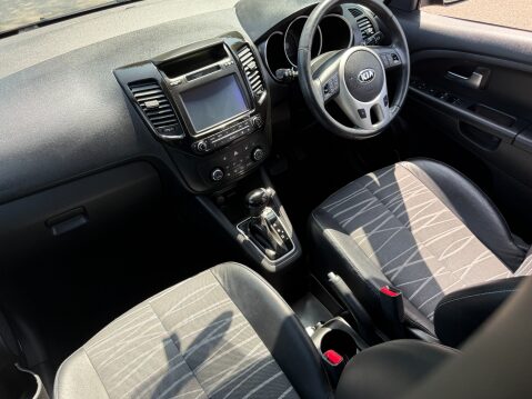 Kia Venga 3 AUTO 18