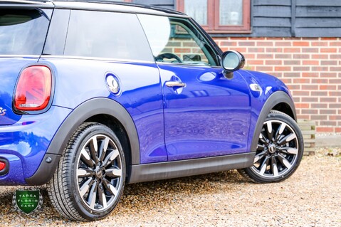 Mini Hatch COOPER S EXCLUSIVE 4