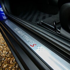 Mini Hatch COOPER S EXCLUSIVE 1