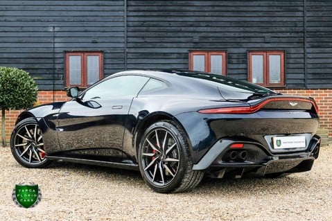 Aston Martin Vantage 4.0 V8 Auto 30