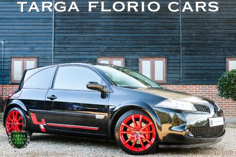 Renault Megane RENAULTSPORT F1 TEAM R26.R