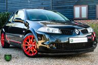 Renault Megane RENAULTSPORT F1 TEAM R26.R 35