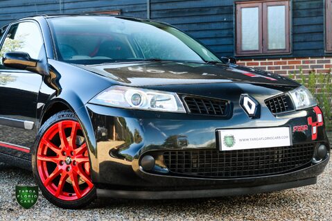 Renault Megane RENAULTSPORT F1 TEAM R26.R 36