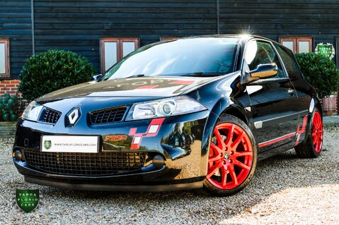 Renault Megane RENAULTSPORT F1 TEAM R26.R 47